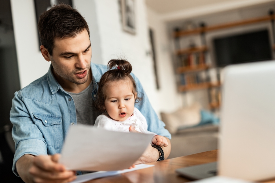 working-parent-900x600-1