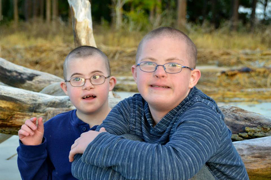 Alethea-boys-Down-Syndrome-900x600-1